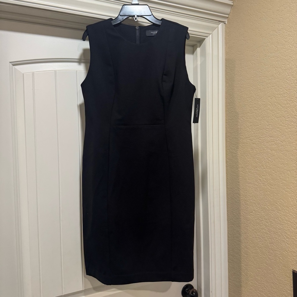 Liverpool Los Angeles sheath dress size 4/27 petite